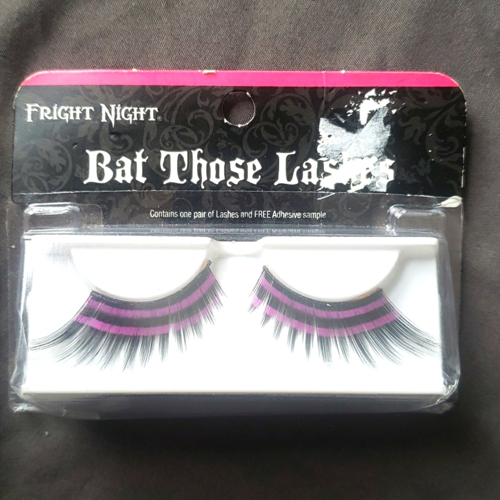 Fright night Bat those lashes Halloween